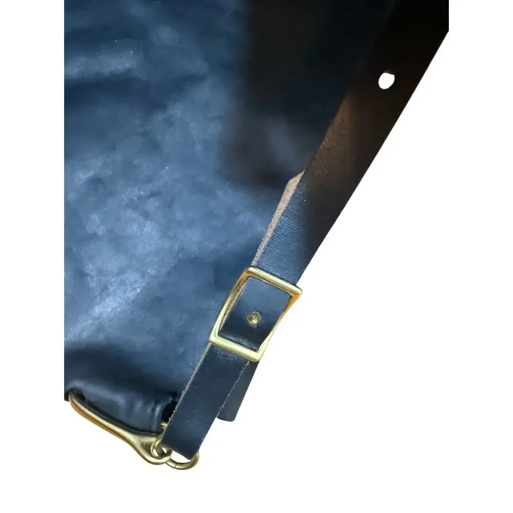 Form Function Form The Nickel Bag in Black